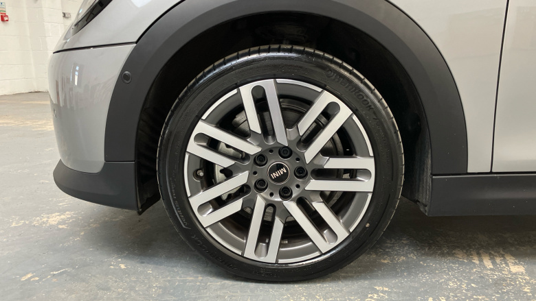 MINI Cooper 1.5 C Classic 3dr Auto Petrol Hatchback